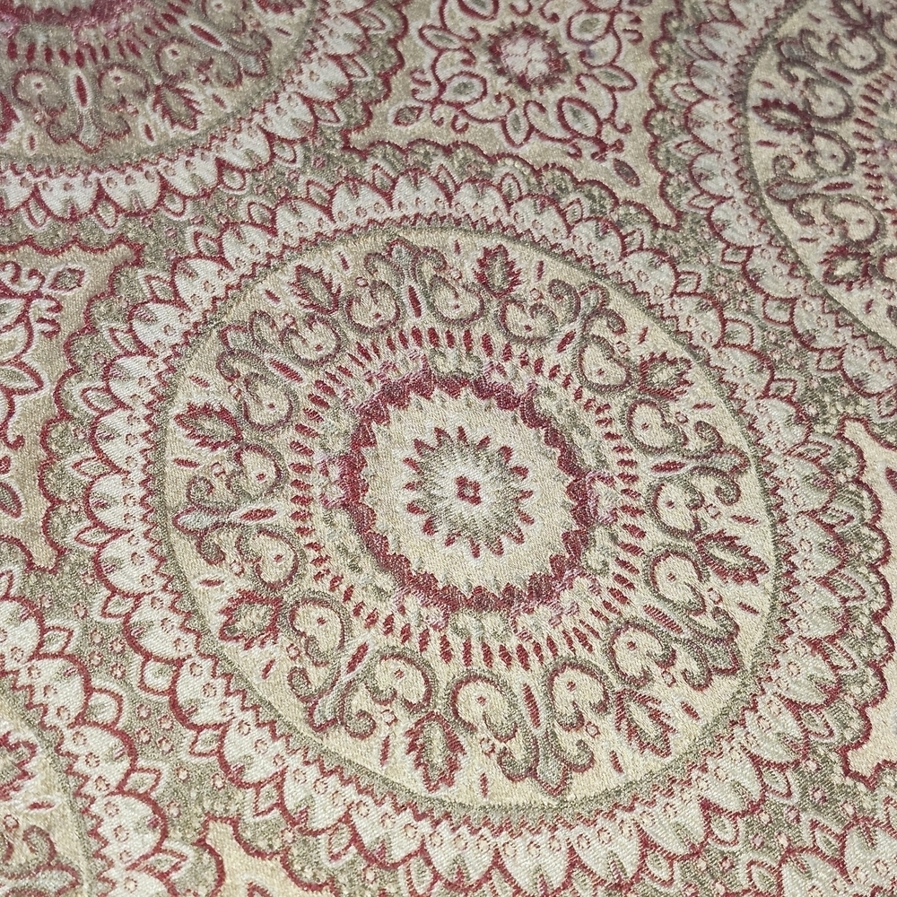 Mackenzie childs eighty inch brocade Tablecloth Gold and red - Picture 3 of 4